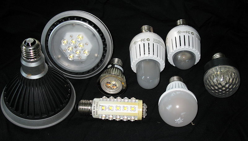 LED in Gl�hbirnenform Sockel E 27